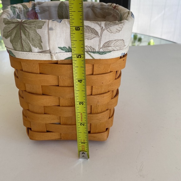 Longaberger Basket - Picture 7 of 7